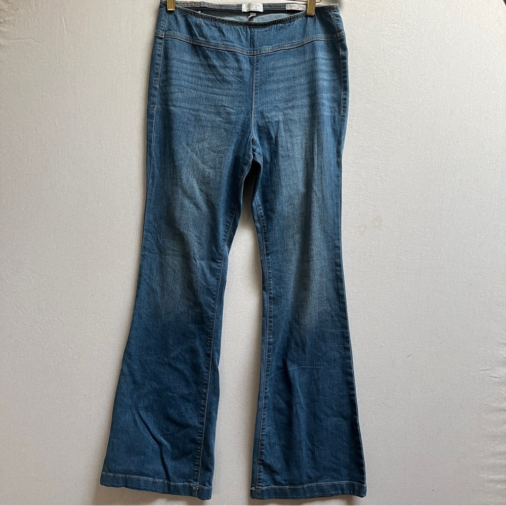 Sofia Jeans by Sofia Vergara Women's Melisa High-Rise Super Flare Jeans Sz 10